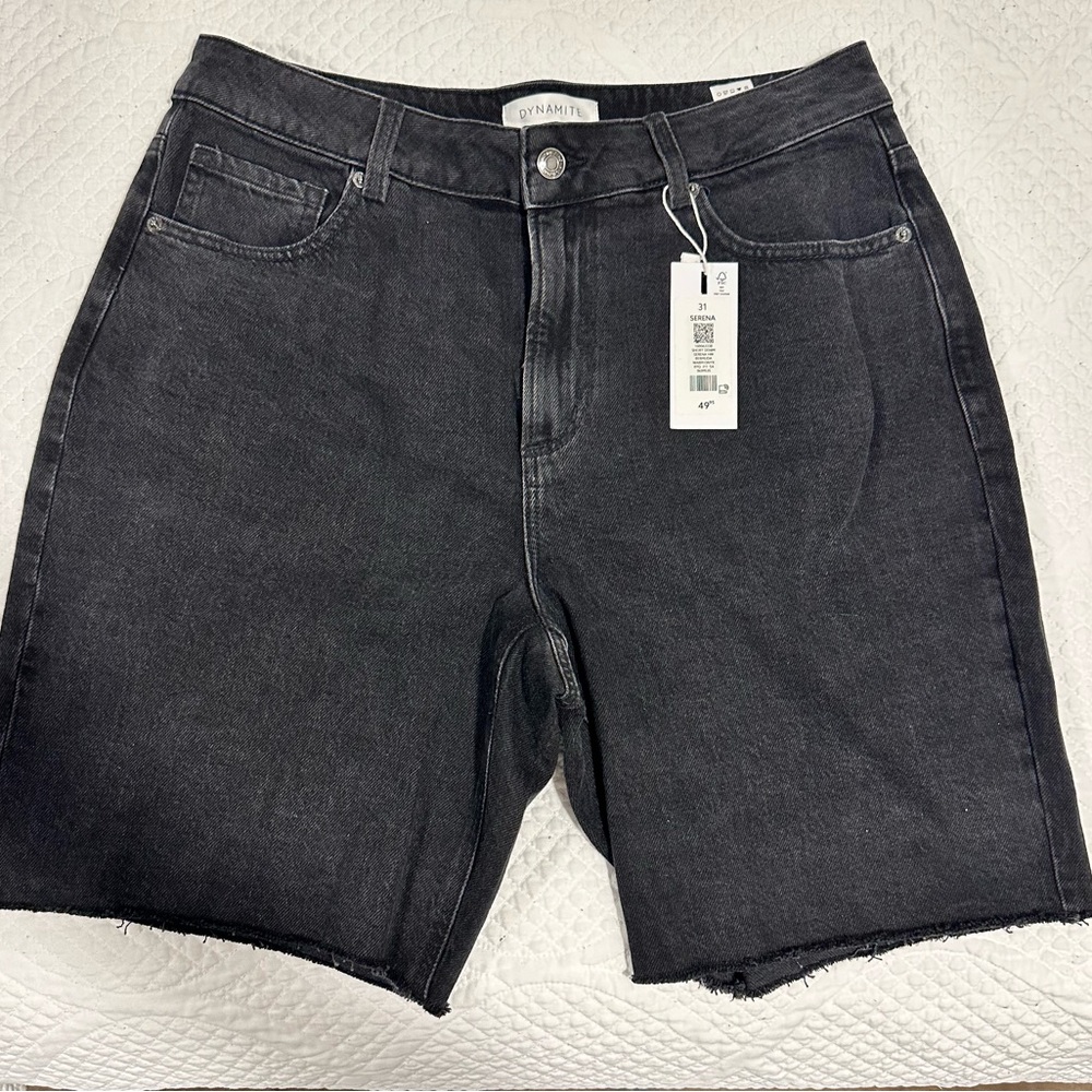 Dynamite Women’s Black Serena Shorts size 31 NWT